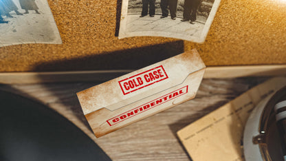 Cold Case Playing Cards with Evidence Bag